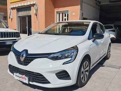 Usata Renault Clio V Equilibre 101 CV (74 kW) 2023 Bianco Berlina