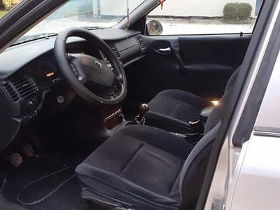 Occasion Opel Vectra 125 PK (91 kW) 2001 Grijs Sedan