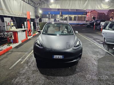 usata Tesla Model 3 Performance