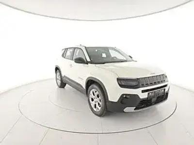 Usata Jeep Avenger Altitude 101 CV (74 kW) 2025 Blu SUV