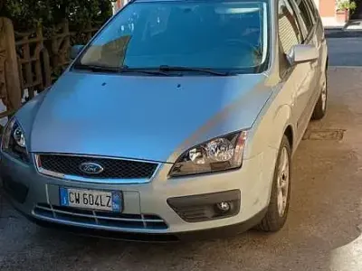 Usata Ford Focus Style 136 CV (100 kW) 2005 Station wagon