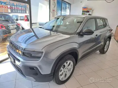 Nuova Jeep Avenger Altitude 101 CV (74 kW) 2026 Rosso SUV