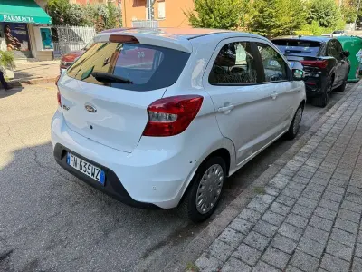 Usata Ford Ka Ultimate 86 CV (63 kW) 2018 Bianco Berlina