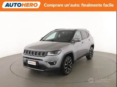 Usado Jeep Compass 170 CV (125 kW) 2017 Gris SUV