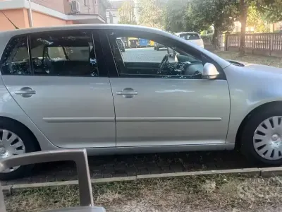 Usata VW Golf V 115 CV (84 kW) 2007 Grigio Utilitaria