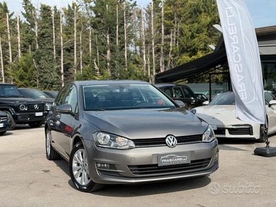 Usata VW Golf VII Comfortline 104 CV (76 kW) 2014 Grigio Berlina