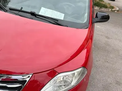 Usata Lancia Ypsilon Platinum 95 CV (69 kW) 2011 Rosso Utilitaria