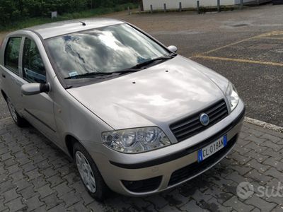 Usata Fiat Punto 80 CV (58 kW) 2003 Grigio Utilitaria