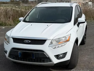 Usata Ford Kuga Titanium 140 CV (102 kW) 2011 Bianco SUV