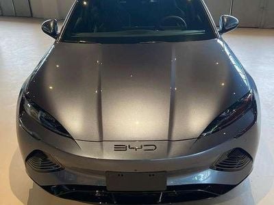 Usata BYD Seal Design 69 kW (95 CV) 2025 Berlina