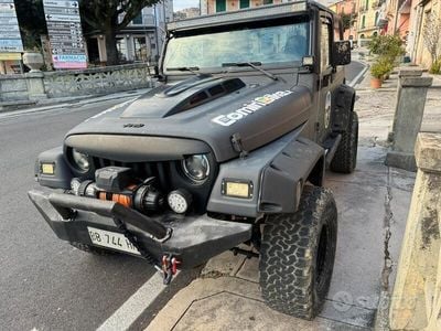 Usata Jeep Wrangler 118 CV (86 kW) 1998 Grigio SUV