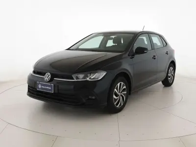 Usata VW Polo Life 95 CV (69 kW) 2025 Deep black perlato Utilitaria