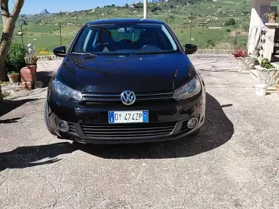Usata VW Golf VI 110 CV (80 kW) 2009 Nero Utilitaria