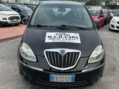 Usata Lancia Musa 95 CV (69 kW) 2010 Nero Monovolume