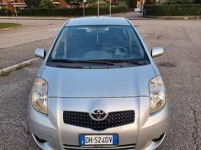 Usata Toyota Yaris 2007 Utilitaria