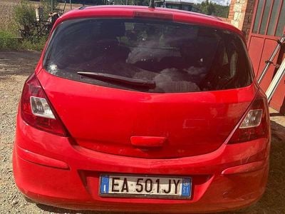 Usata Opel Corsa Edition 80 CV (58 kW) 2010 Rosso Berlina