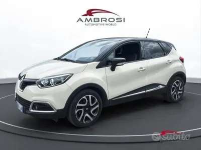 Käytetty Renault Captur 90 HP (66 kW) 2014 Ruskea Katumaasturi