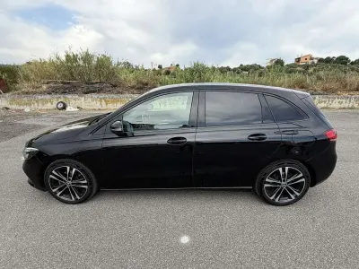 Usata Mercedes B180 116 CV (85 kW) 2020 Utilitaria