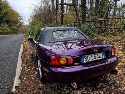 Usata Mazda MX5 110 CV (80 kW) 1999 Blu Cabrio