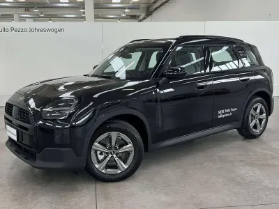 Usata Mini Cooper Countryman Classic 163 CV (119 kW) 2024 Midnight black ii metallizzato SUV
