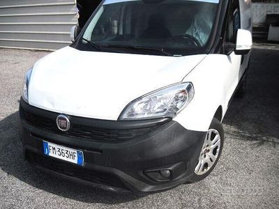 Usata Fiat Doblò 2017 Bianco Monovolume