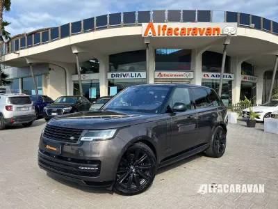 Usata Land Rover Range Rover Autobiography 400 CV (294 kW) 2023 Grigio SUV