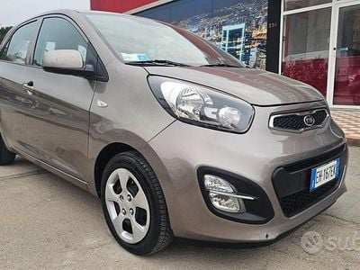 Usata Kia Picanto 69 CV (50 kW) 2012 Marrone Utilitaria