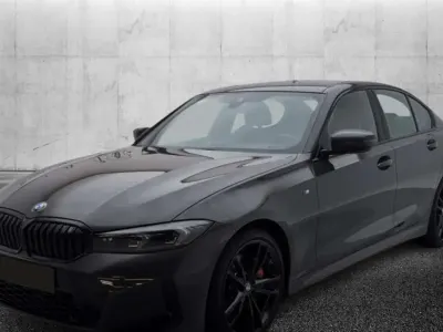 Usata BMW 330 M Sport 245 CV (180 kW) 2023 Grigio Berlina