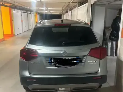 Usata Suzuki Vitara 111 CV (81 kW) 2019 Grigio SUV