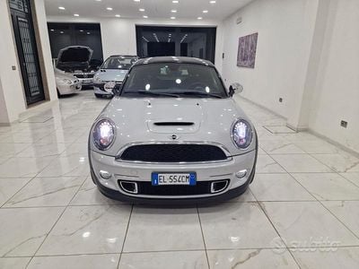 Begagnad Mini Cooper Coupé 143 HK (105 kW) 2012 Grå Sportkupé