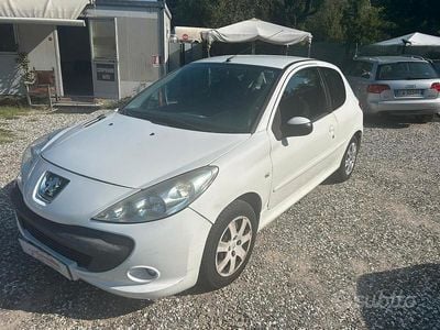 Usata Peugeot 206 60 CV (44 kW) 2012 Bianco Berlina