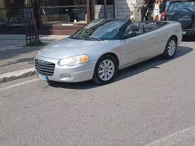 Usata Chrysler Sebring Cabriolet 141 CV (103 kW) 2003 Grigio Cabrio