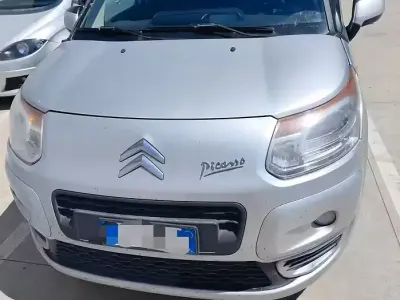 Usata Citroën C3 Picasso 92 CV (67 kW) 2011 Grigio Monovolume
