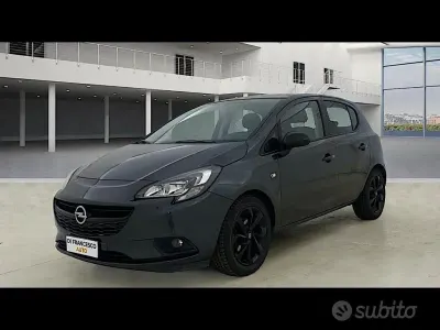 Usata Opel Corsa 75 CV (55 kW) 2018 Grigio metallizzato Utilitaria
