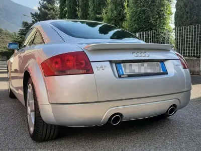 Usata Audi TT Ambiente 224 CV (164 kW) 2000 Argento Coupé