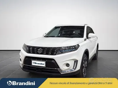 Usata Suzuki Vitara 129 CV (94 kW) 2023 Bianco SUV