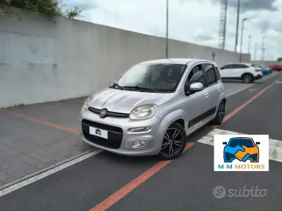 Usata Fiat Panda Lounge 85 CV (62 kW) 2013 Grigio Utilitaria