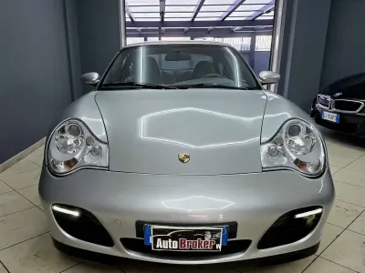 Usata Porsche 911 Carrera 4S 320 CV (235 kW) 2003 Argento Coupé