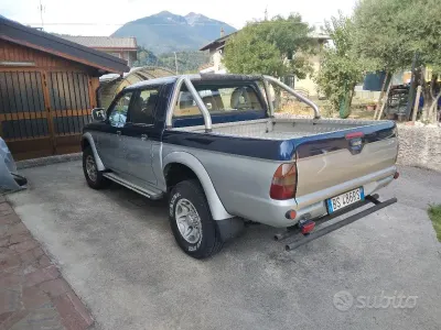 Usata Mitsubishi L200 115 CV (84 kW) 2001 Pick-up