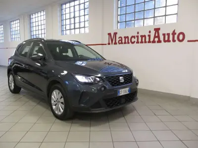 Usata Seat Arona Style 95 CV (69 kW) 2024 Grigio SUV