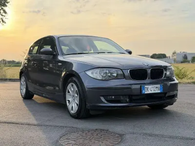 Usata BMW 118 143 CV (105 kW) 2007 Grigio Utilitaria