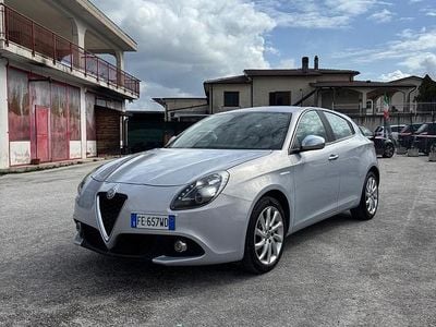 Usata Alfa Romeo Giulietta Super 120 CV (88 kW) 2016 Grigio Utilitaria