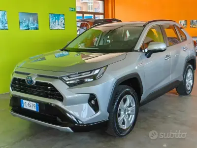 Usata Toyota RAV4 Hybrid Business Edition 178 CV (130 kW) 2022 Grigio SUV
