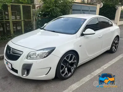 Gebraucht Opel Insignia OPC 325 PS (239 kW) 2011 Weiß Limousine