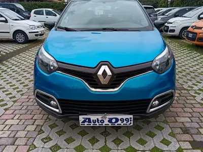 Usata Renault Captur Zen 90 CV (66 kW) 2017 Blu SUV