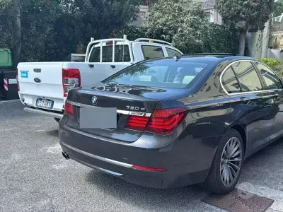 Usata BMW 730 258 CV (189 kW) 2014 Nero Berlina