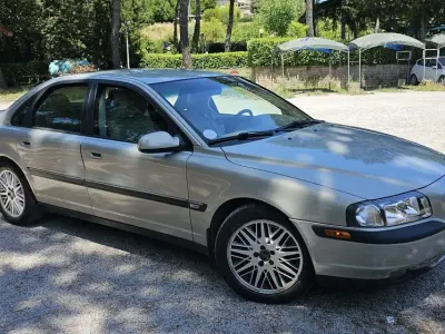 Usata Volvo S80 179 CV (131 kW) 2000 Grigio Berlina