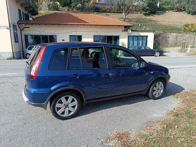 Usata Ford Fusion 80 CV (58 kW) 2009 Blu Berlina