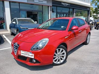 Usata Alfa Romeo Giulietta 120 CV (88 kW) 2015 Rosso Utilitaria