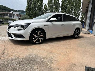 Usata Renault Mégane GrandTour Intens 116 CV (85 kW) 2019 Bianco Station wagon